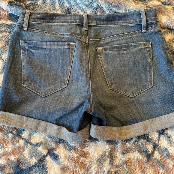 Ann Taylor Loft Shorts - Picture 4 of 4